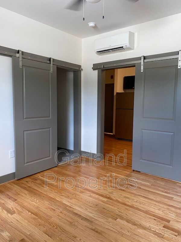 Foto del edificio - 821 Salem Ave SW