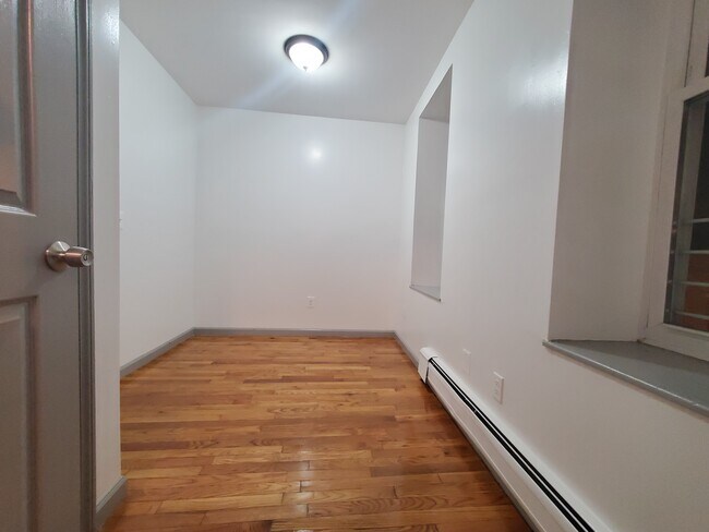 Foto del edificio - 157 Martin Luther King Jr Dr