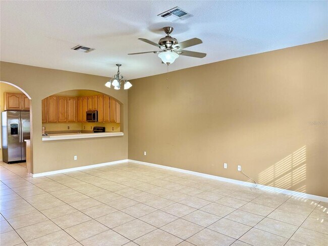 Foto del edificio - 16752 Cedar Crest Dr