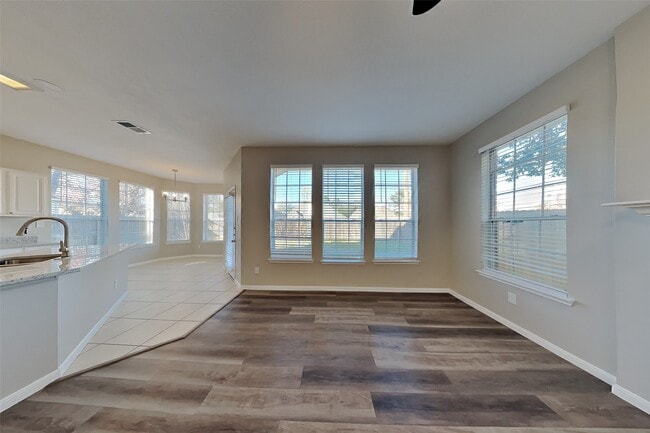 Building Photo - 9658 Therrell Dr