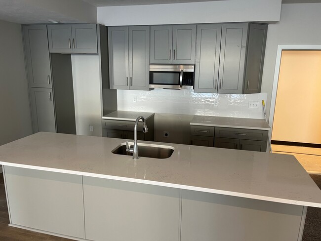 Foto del edificio - 8500 Thompson Run Rd