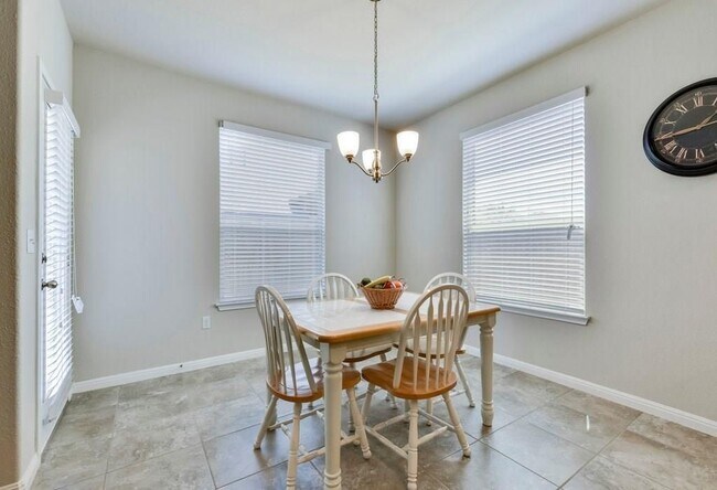 Foto del edificio - 11203 Sisquoc Formation Vw