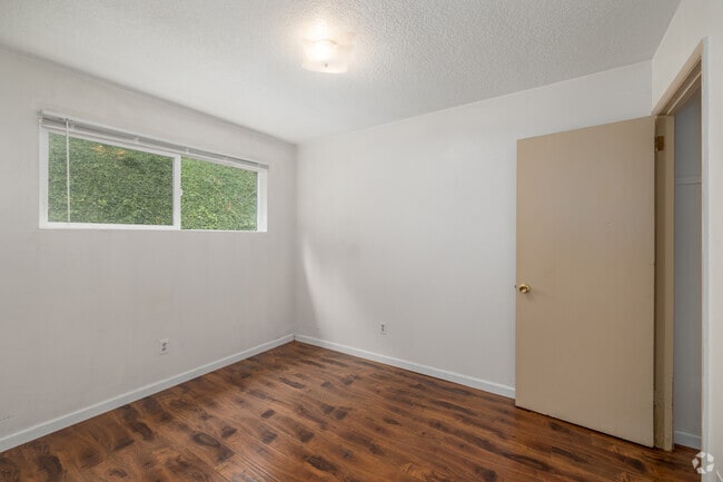 2HAB, 1BA - 700 ft² - Marquam Terrace Apartments