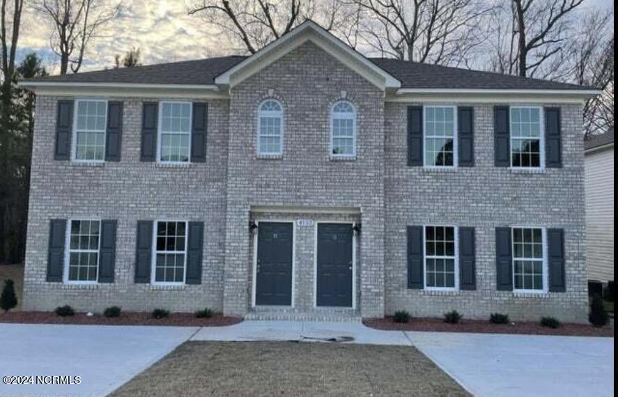 Foto principal - 4128 Brook Creek Ln