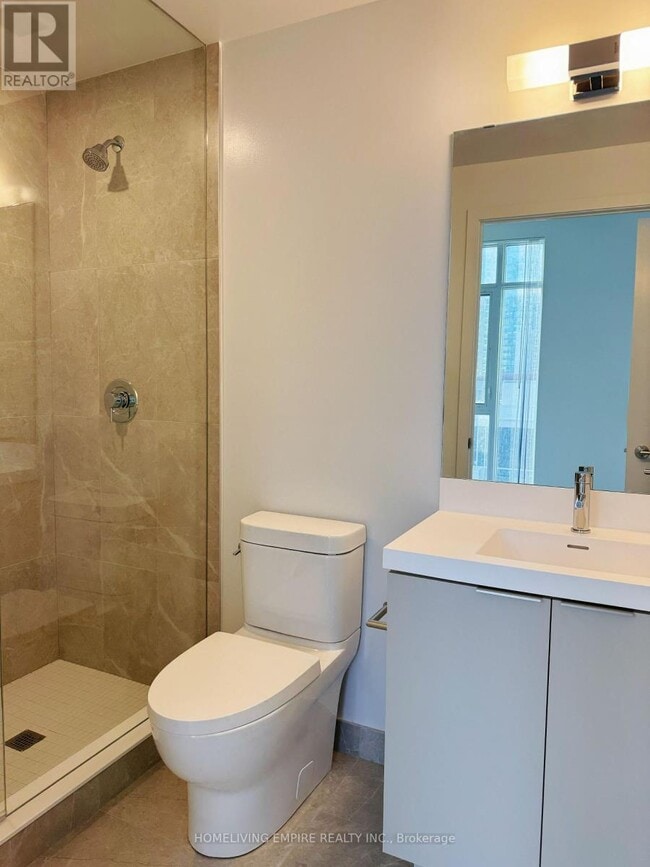 Photo du bâtiment - 5858 Yonge St