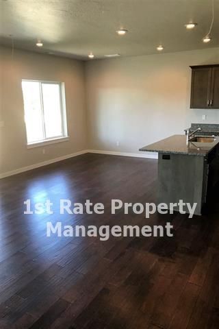 Foto del edificio - 9152 W Tillamook Dr