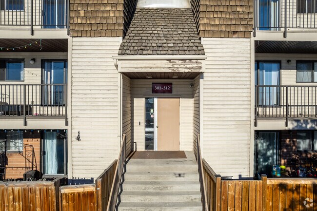 Photo du bâtiment - Pineridge Greene Apartments