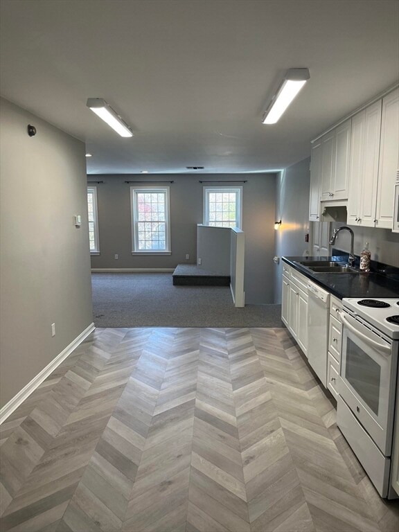 Building Photo - 939 MA-6A