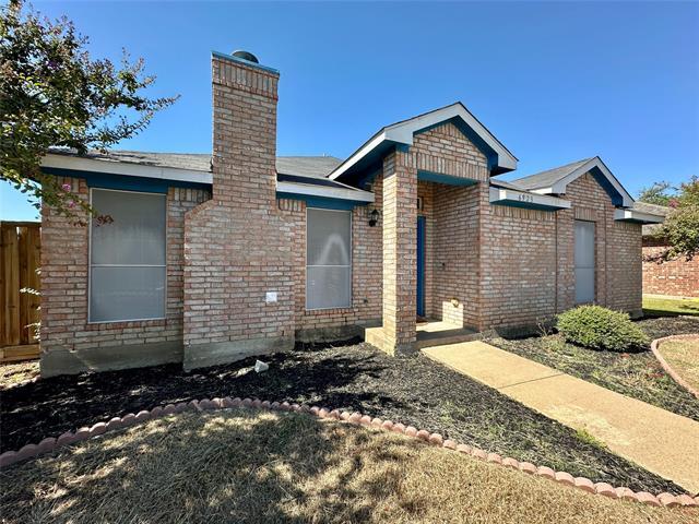 Foto del edificio - 6923 Todd Ln