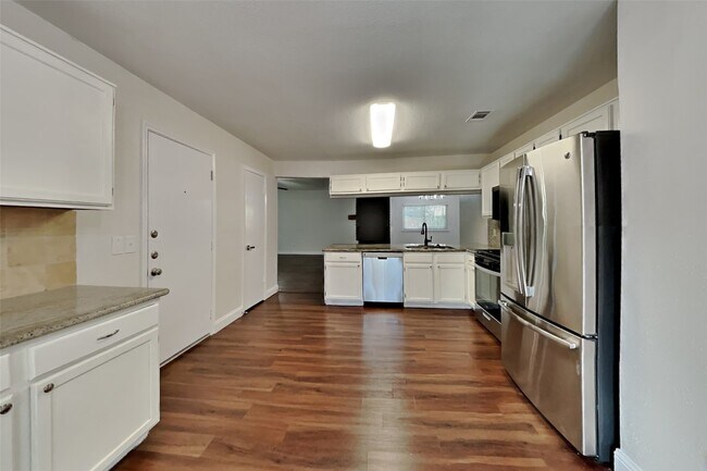 Foto del edificio - 9103 Wallingham Ct