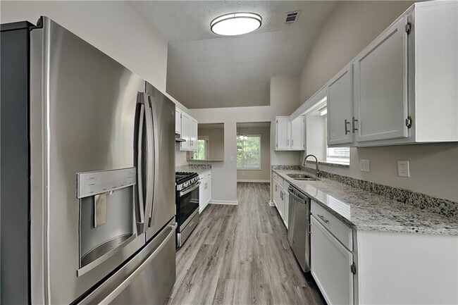 Foto del edificio - 2643 Marleigh Farm Rd NW