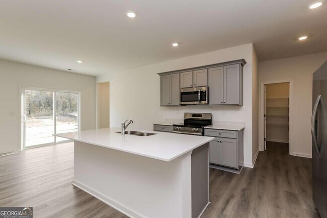 Foto del edificio - 308 Trulove Ln