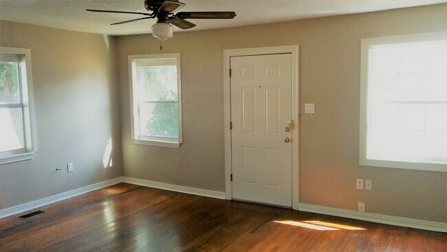 Foto del edificio - 15585 TX-36