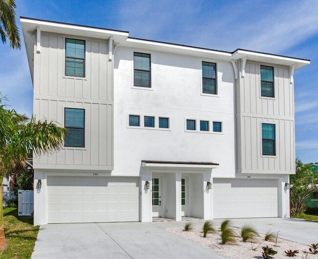 Photo - 140 174th Ave E Townhome