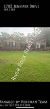 Building Photo - 1702 Jennifer Dr
