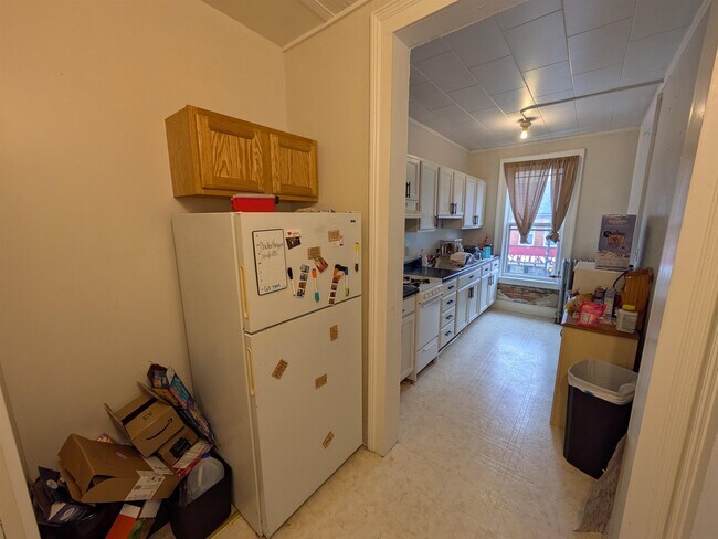 Foto del edificio - 15 W Main St