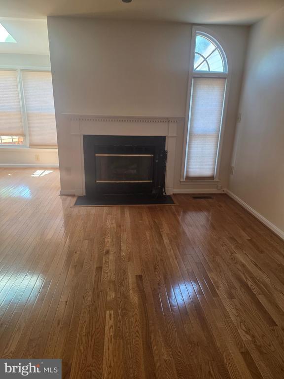 Building Photo - 7766 Black Horse Ct