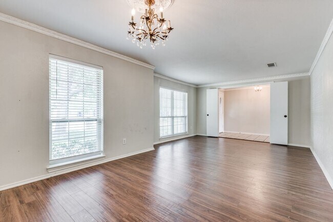 Foto del edificio - 2400 Kelsey Dr