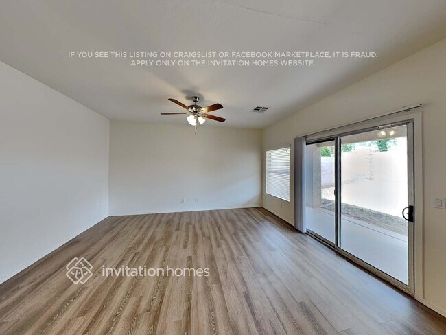 Building Photo - 15844 W Ventura St