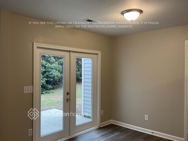 Foto del edificio - 1500 Bermwood Ct