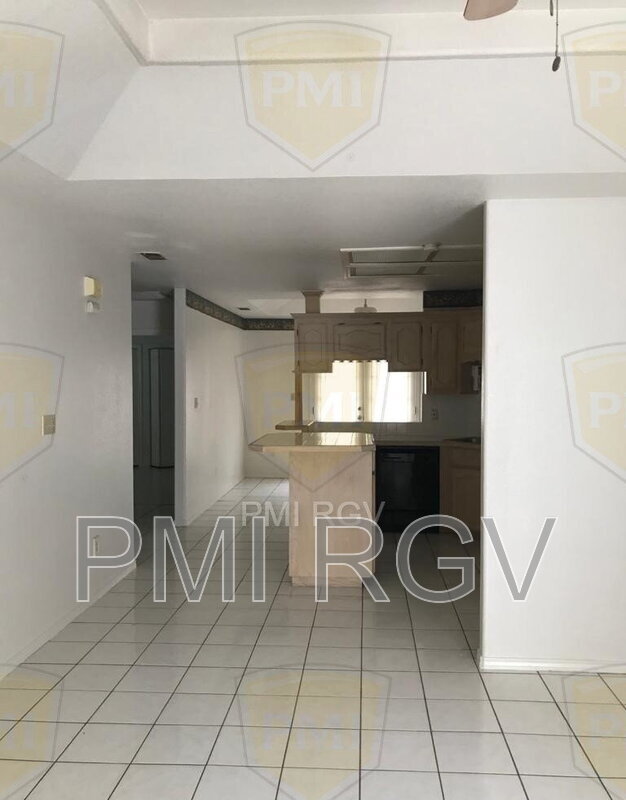 Building Photo - 6700 N 7th Ct