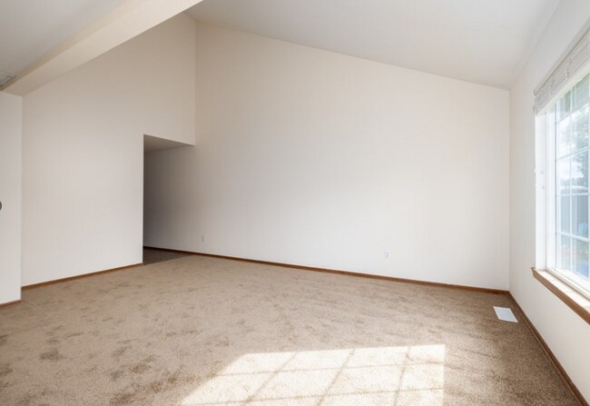 Foto del edificio - 2306 E Division St