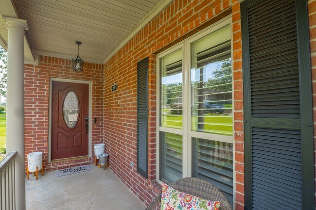 Foto del edificio - 12907 Arthur Ln
