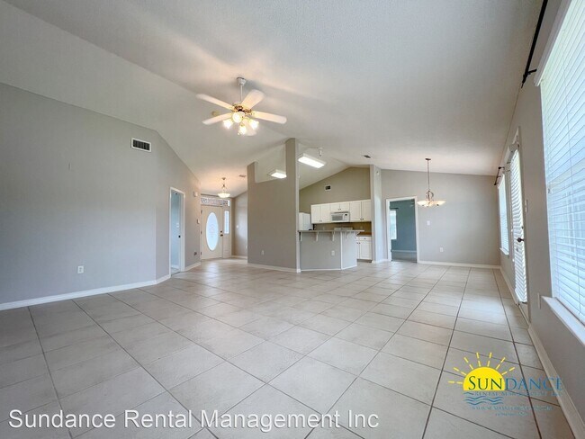 Building Photo - 4 br, 2 bath House - 2334 Heritage Circle
