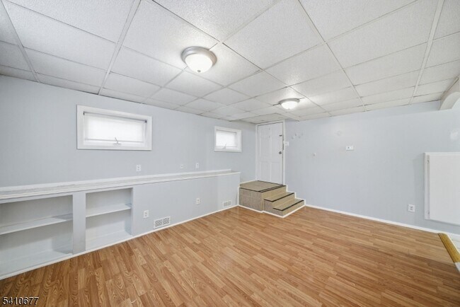 Foto del edificio - 245 Pierre Ave