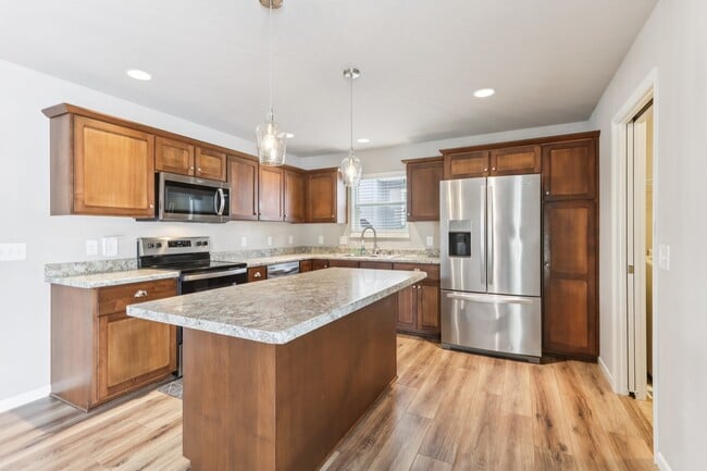 Foto del edificio - 204 Sugar Maple Ln