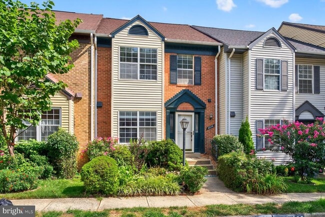 Building Photo - 6076 Heatherwood Dr