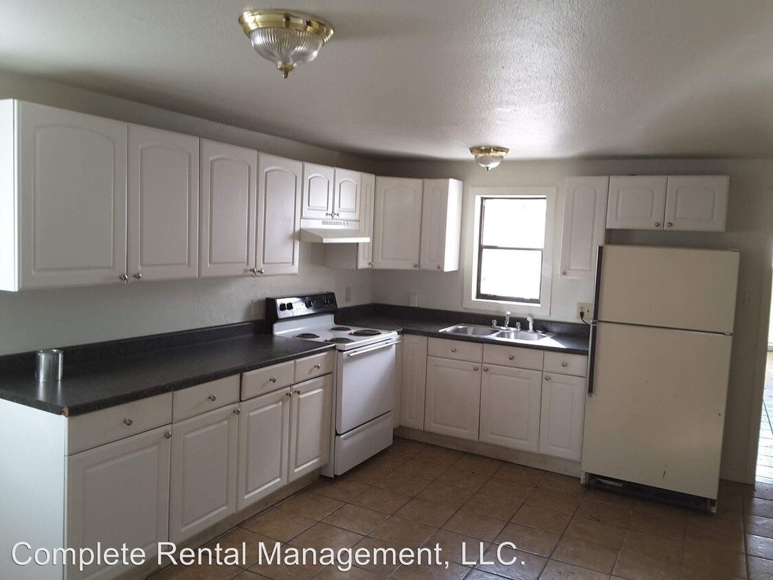 Foto del edificio - 5 br, 2 bath House - 184 Harvard Ave