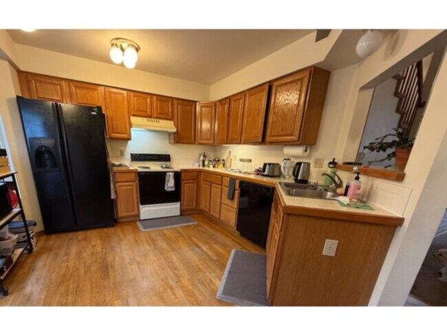 Foto del edificio - Northeast 3 Bedroom Home For Rent!