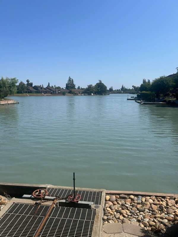 Primary Photo - 1659 Blackoak Dr