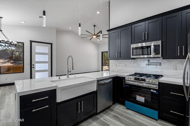 Foto del edificio - 2755 W Villa Loop