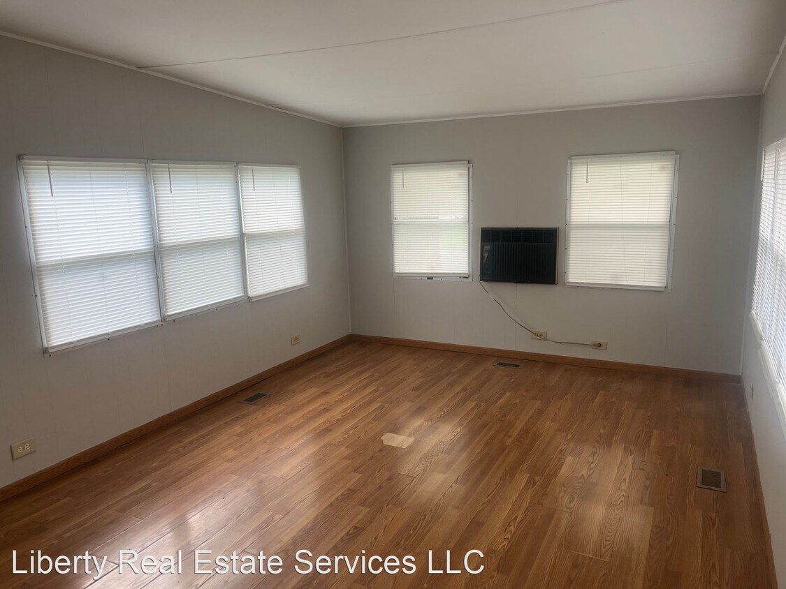 Building Photo - 2 br, 1 bath House - 114 Ring Stree