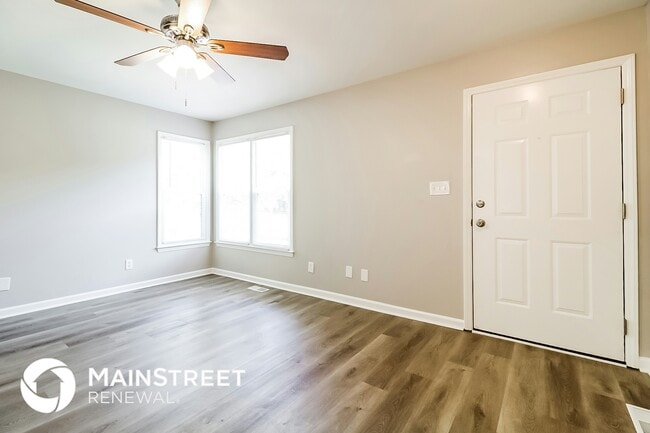 Building Photo - 104 Artesian Dr