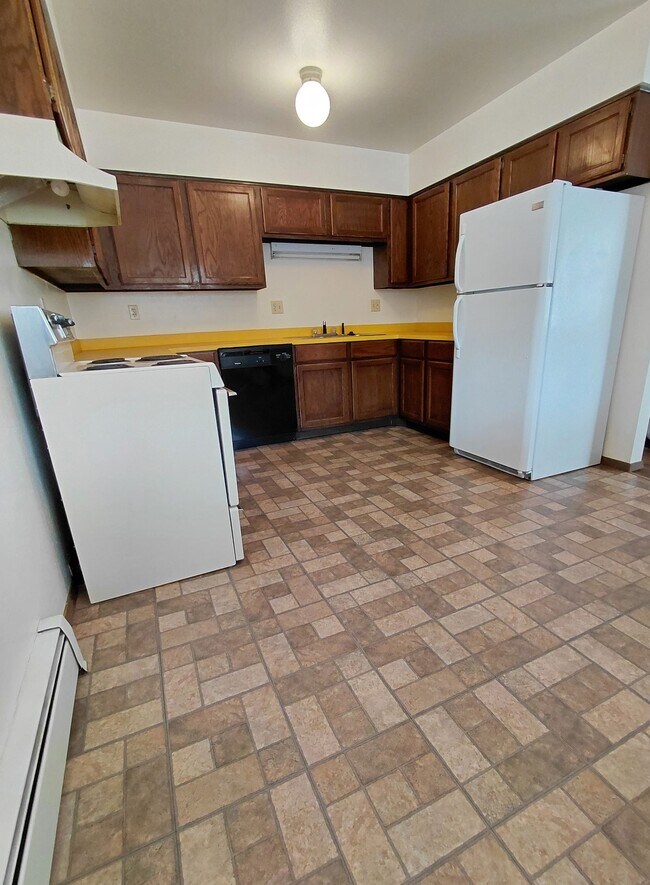 Kitchen - 1408 Taft Ave