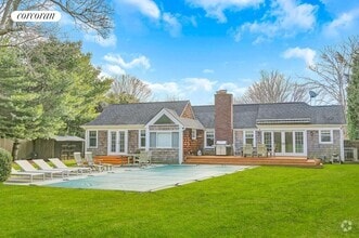 Building Photo - 36 Oak Ln