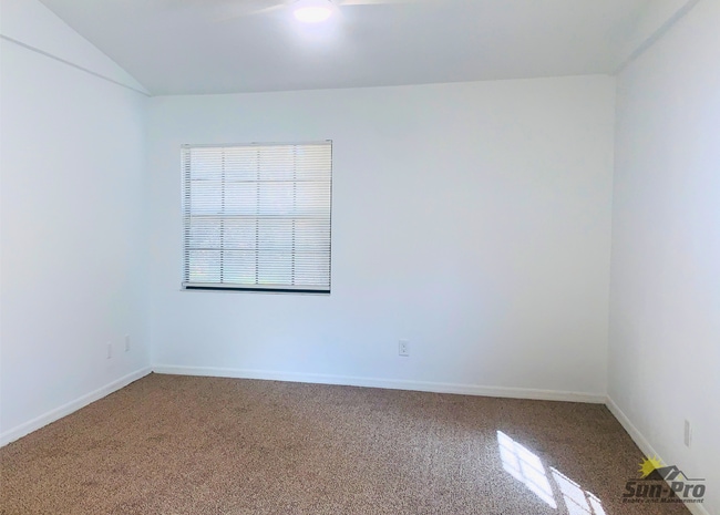 Building Photo - 1019 Fox Trace Ct