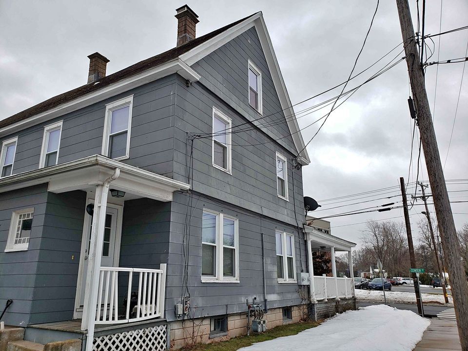 453 Center St, Manchester, CT 06040 House Rental in Manchester, CT