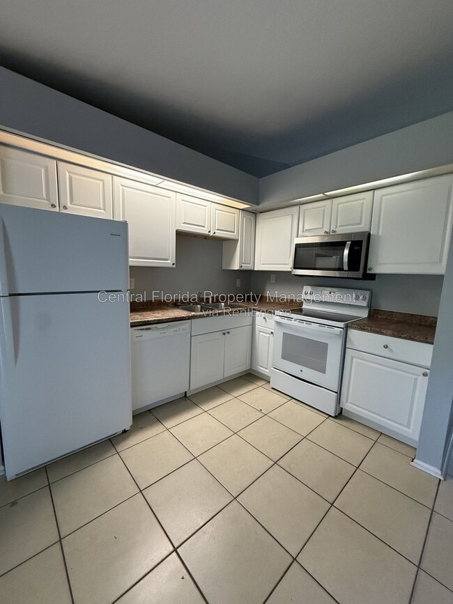 Building Photo - 1707 Ridgewood Ln