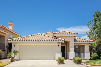 Building Photo - 4102 W Cactus Rd