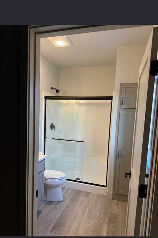 Foto del edificio - 3431 Goldenrod Ln