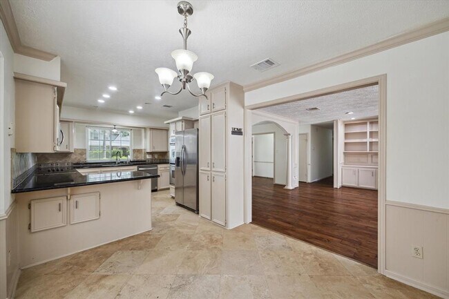 Foto del edificio - 22223 Prince George St