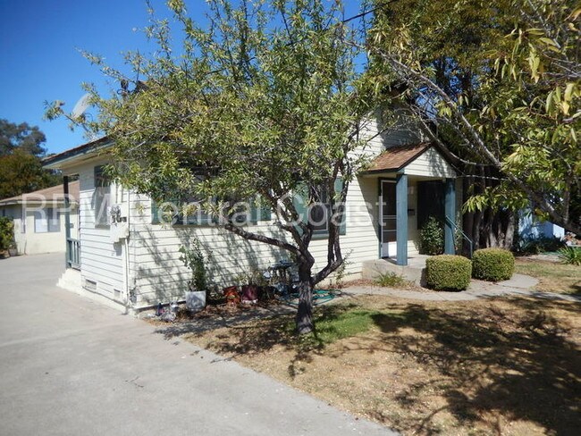 Building Photo - LEASE PENDING - Single Level SLO Home