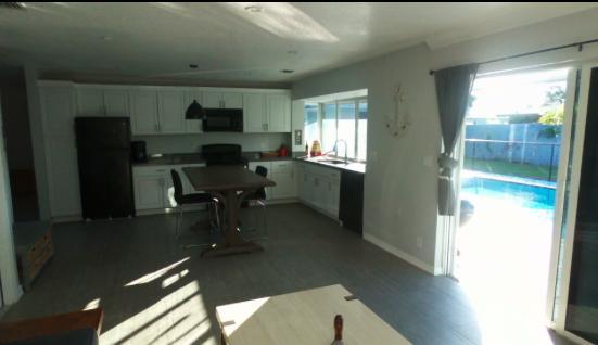 Foto del edificio - 2541 SW 11th St