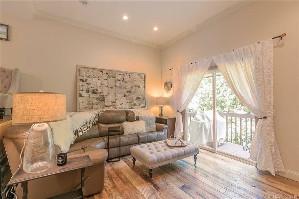 Foto principal - 410 Farmington Ave