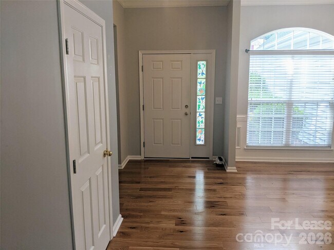 Building Photo - 125 Shephard Hill Dr