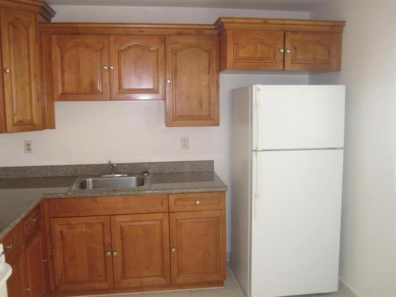 Primary Photo - 724 NE 4th St